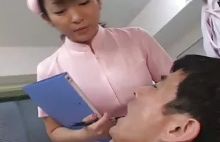 xxx 强大的乱搞和双肛门渗透与丰满的婊子