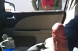 xxx 医生已经展示了一个迷人的金发女郎的大胖子