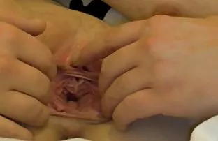 xxx 捷克铸造女孩性交屁股和猫用油脂
