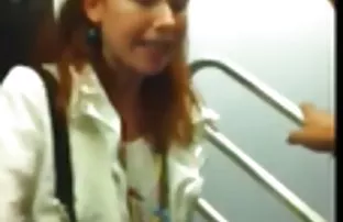 xxx 一对年轻夫妇喝了酒，在沙发上做了家庭性交
